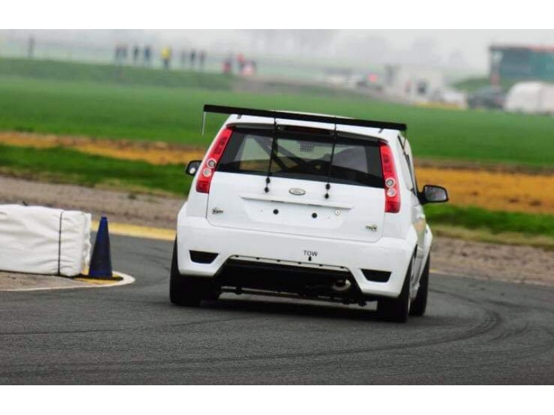 Ford Fiesta mk6 wing mount kit